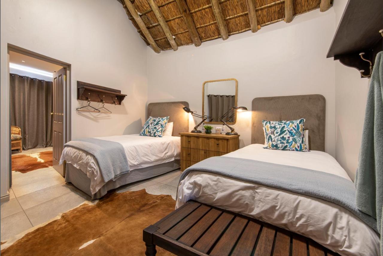 Burlington Bush Cottages By The Oyster Collection Salem المظهر الخارجي الصورة